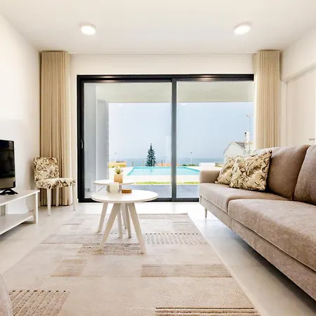 Sea & Nature - By Sch - B شقة